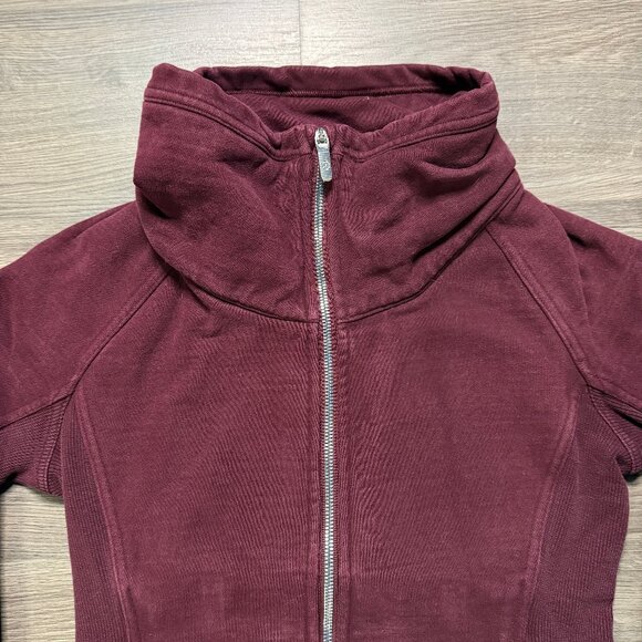 Lululemon Women's Radiant Jacket II - Cassis - Picture 5 of 9
